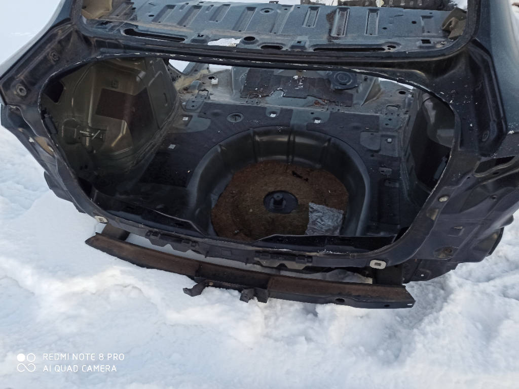 Ванна в багажник Mazda Axela 2006 BKEP LFVE
