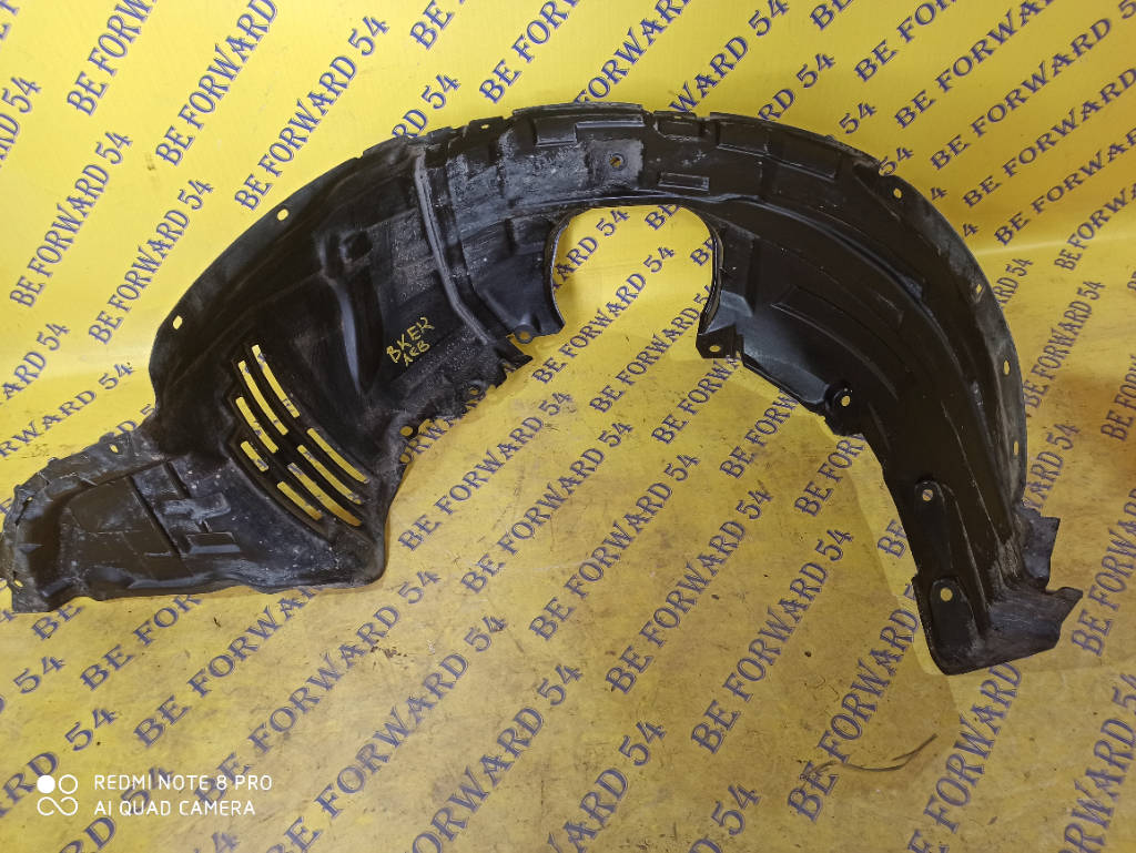 Подкрылок пробег 15 ткм слева спереди Mazda Axela 2003 BKEP LFDE
