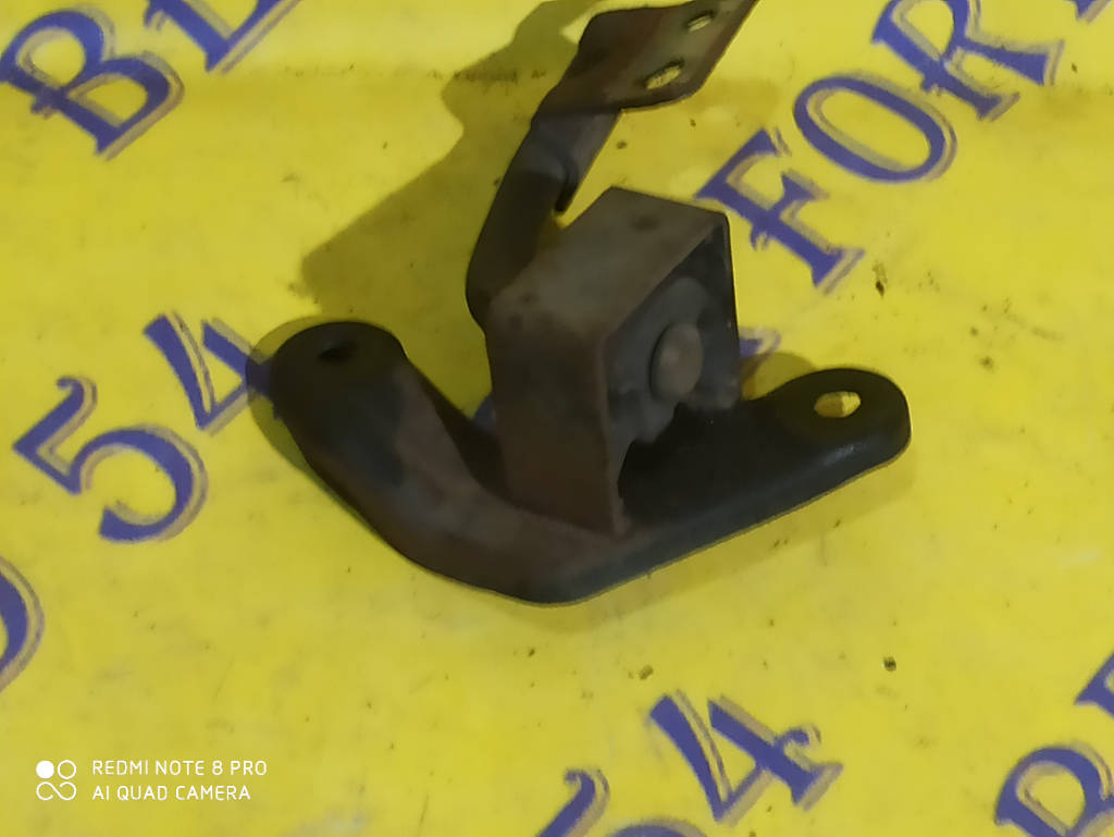 Подушка глушителя 206518Х300 Nissan X-Trail 2003 NT30 QR20DE