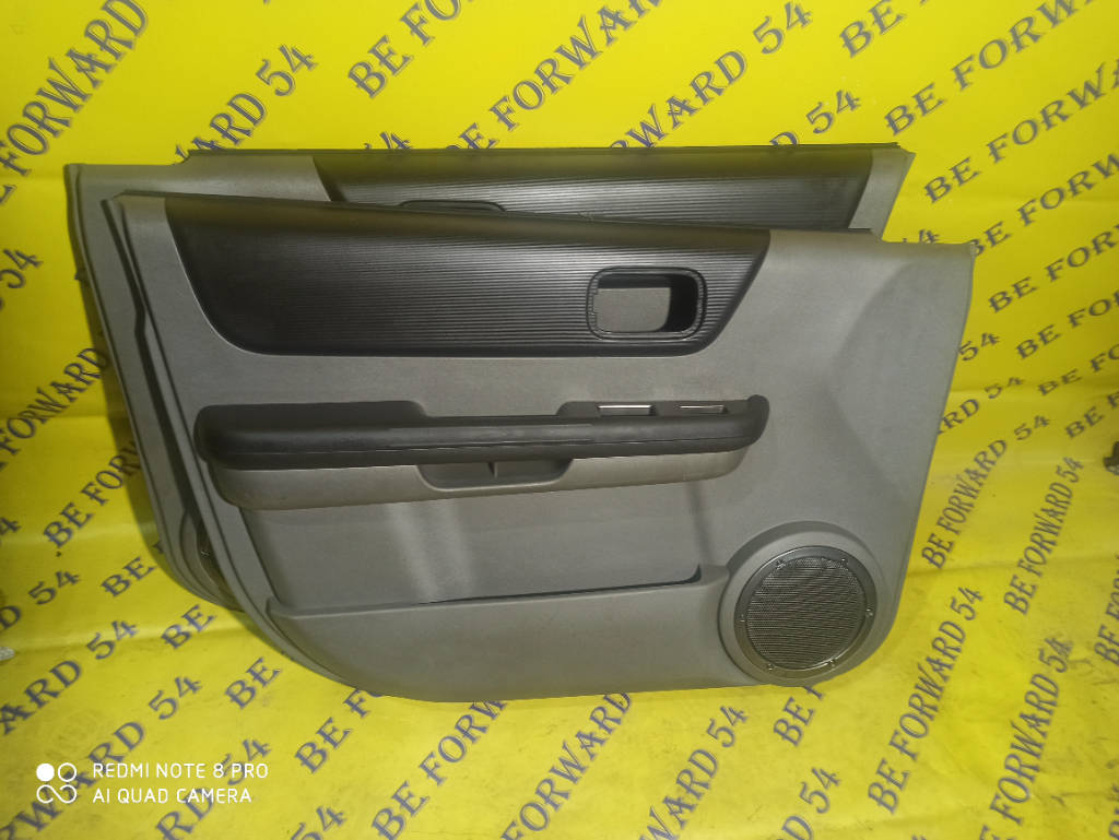 Обшивка двери левая передняя 809011A363 Nissan X-Trail 2004 NT30 QR20DE