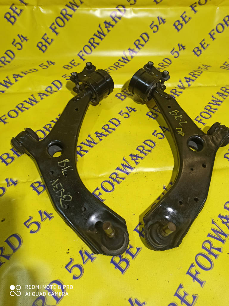 Рычаг навески левая и правая передняя B32H34300 Mazda Axela 2006 BKEP LFVE
