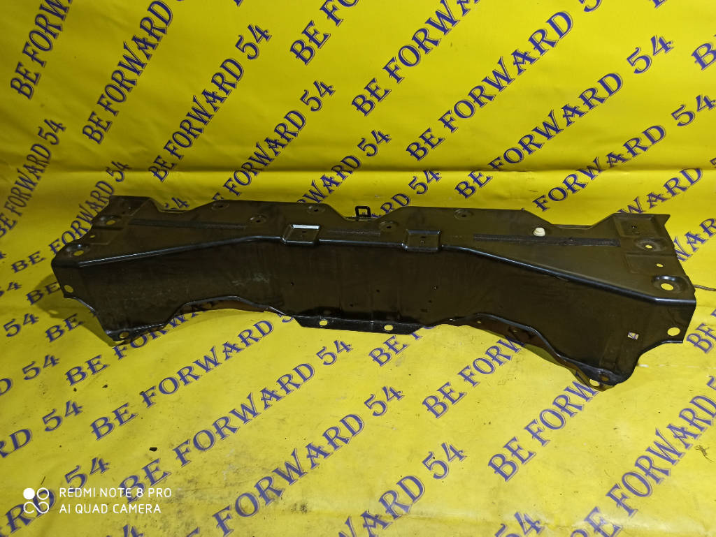 Кронштейн 745208H300 Nissan X-Trail 2003 NT30 QR20DE