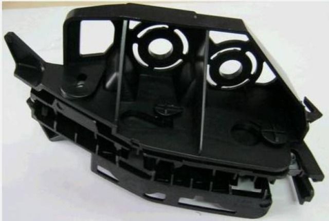 Кронштейн бампера Peugeot 308 2007-2015 QF04J00030 T7