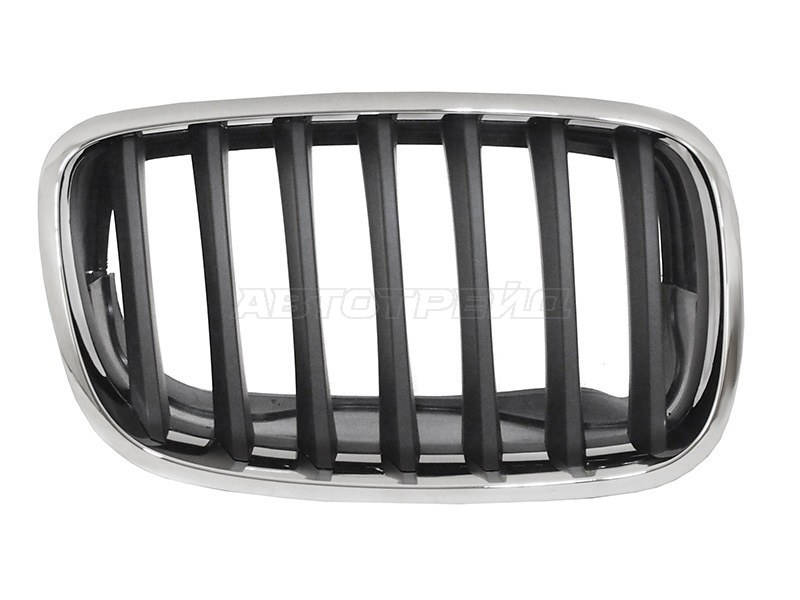 Решетка радиатора правая ST-BM70-093-1 BMW X5 06-10 E53 B47D20