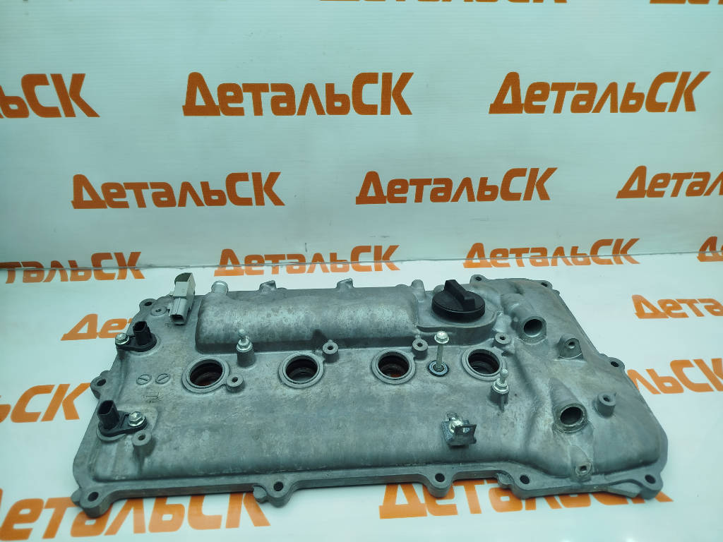 Крышка головки блока цилиндров 11201-37011 Toyota RAV4 ZSA30 3ZRFAE