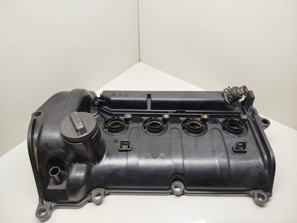 Крышка головки блока цилиндров Honda Fit GK3 L13B