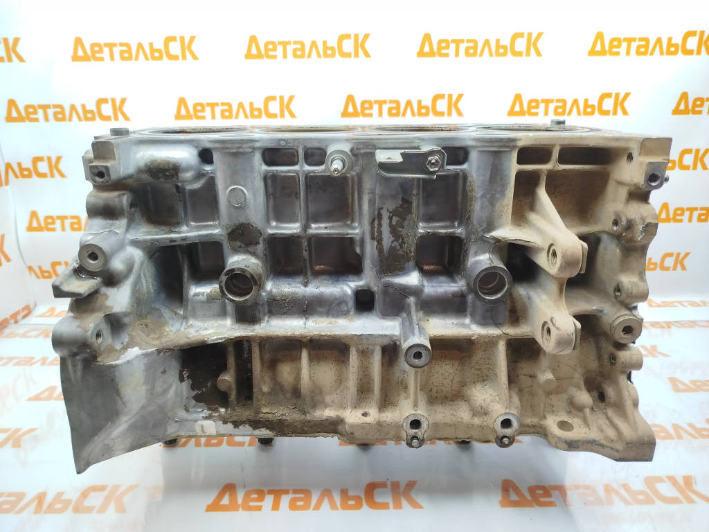 Блок цилиндров 11410-29345 Toyota RAV4 ACA33 2AZFE