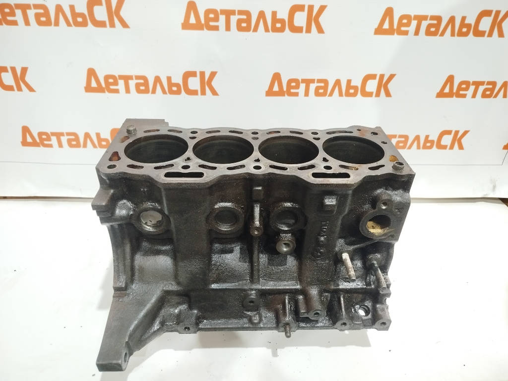 Блок цилиндров 11401-19599 Toyota Raum EXZ10 5EFE