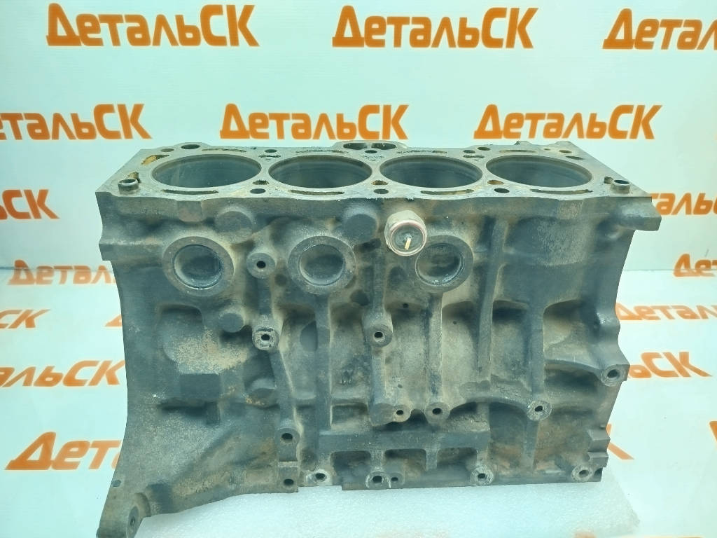 Блок цилиндров 11401-19695 Toyota Corona AT210 4AFE