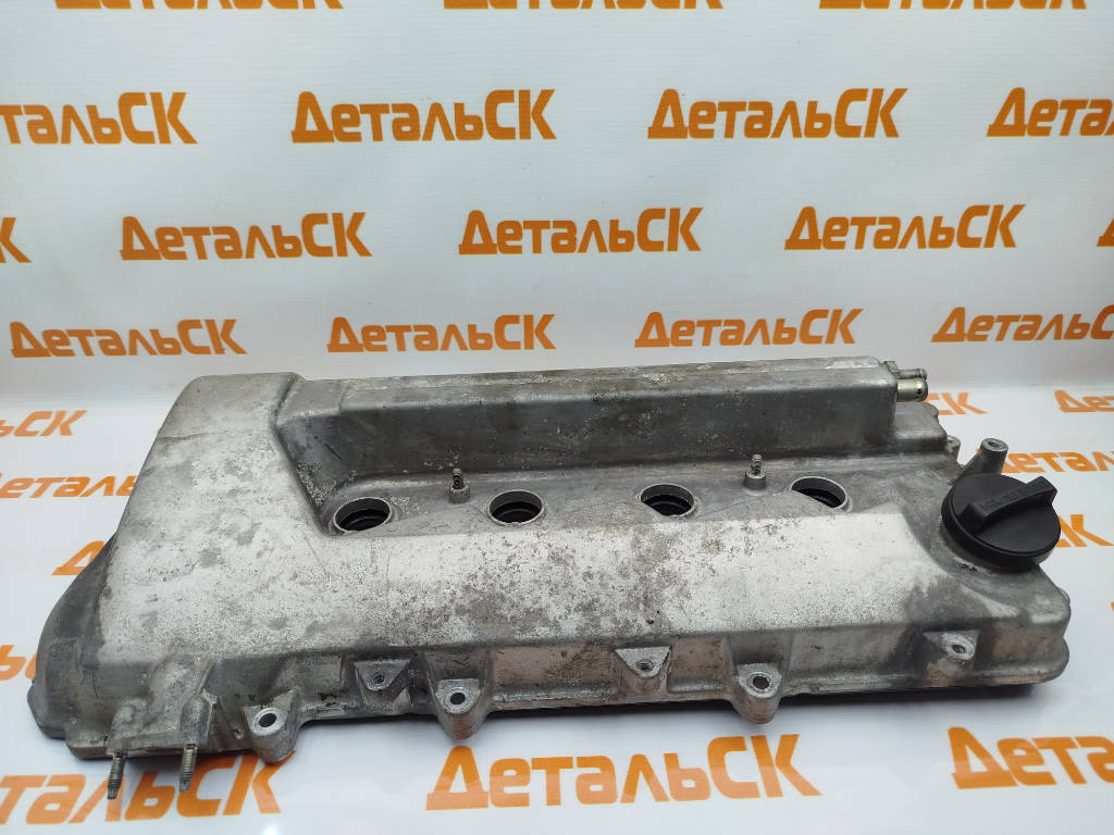 Крышка головки блока цилиндров 11201-88600 Toyota Voltz ZZE137 2ZZGE