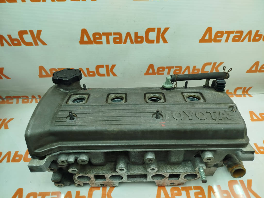 Головка блока цилиндров 11101-19436 Toyota Raum EXZ10 5EFE