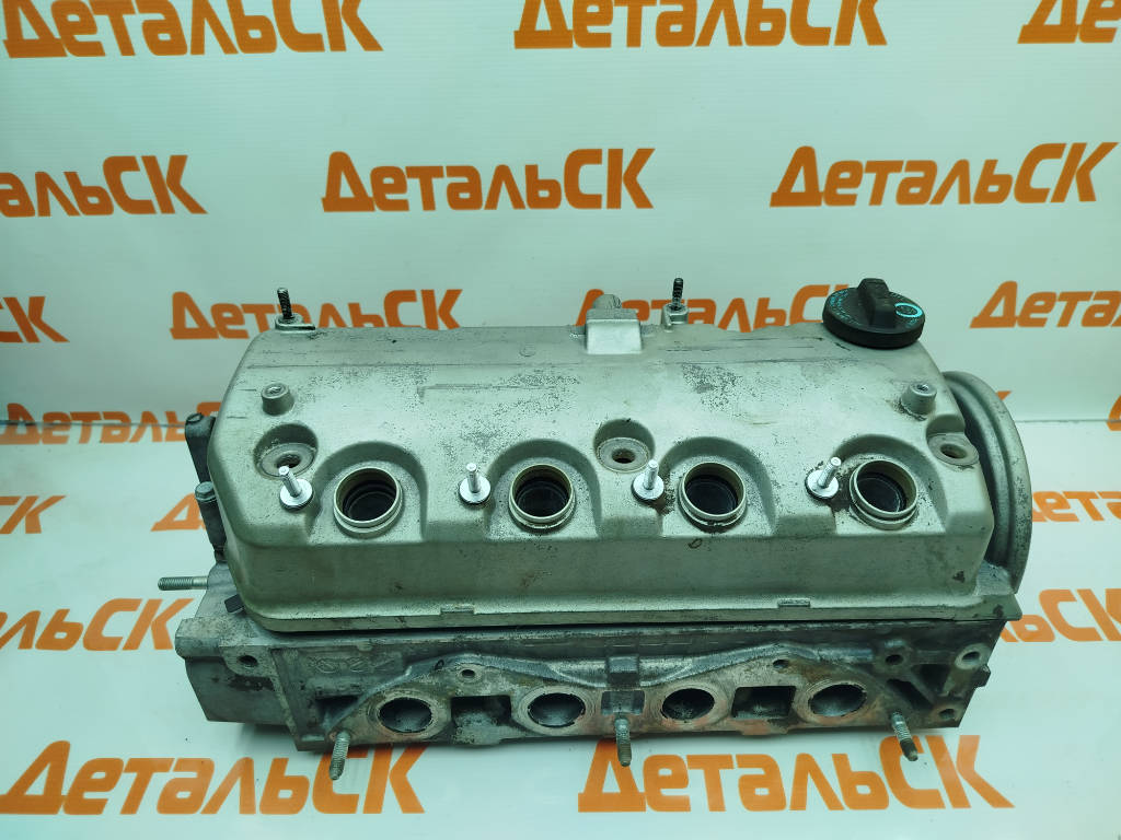 Головка блока цилиндров 12100PLE000 Honda Civic ES1 D15B