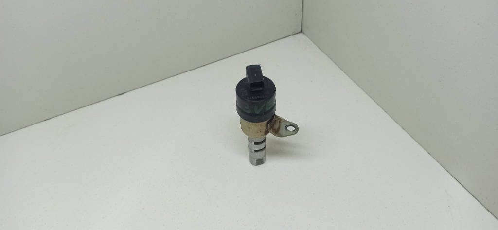 Клапан VVT-I K5T45575 Mazda Atenza L3VE