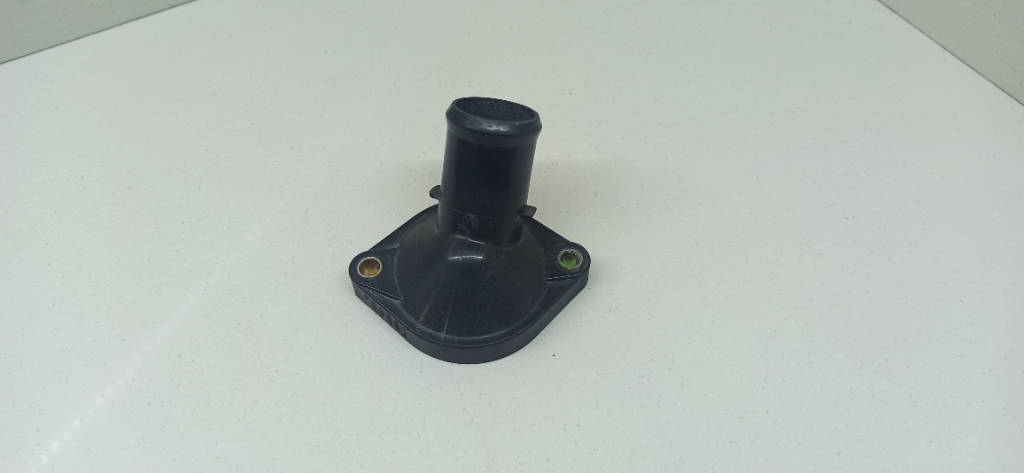 Корпус термостата 1632121020 Toyota Probox 1NZFE