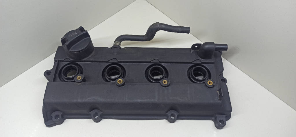 Крышка головки блока цилиндров 132648H303 Nissan X-Trail 2004 QR25DE