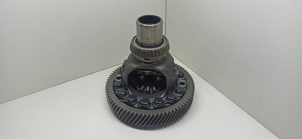 Дифференциал 41301-28100 Toyota Ipsum ACM26 2AZFE