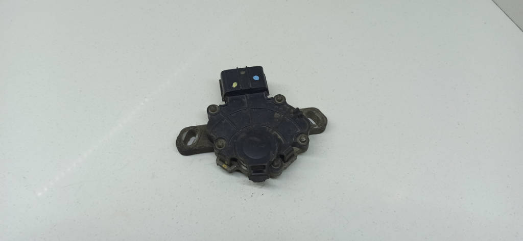 Датчик положения селектора АКПП HONDA FIT