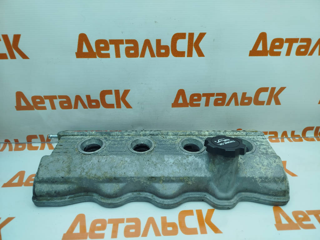 Крышка головки блока цилиндров 11201-74050 Toyota Camry 1994 SV41 3SFE