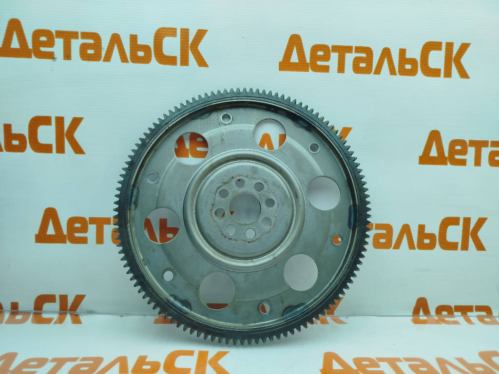 Маховик 32101-28050 Toyota RAV4 ZSA30 3ZRFAE