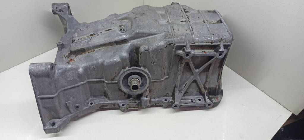 Поддон 11200PWA000 Honda Fit GD1 L13A