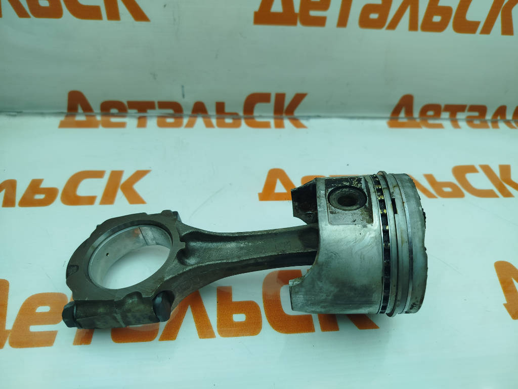 Шатун 13201-79115 Toyota Mark II GX90 1GFE