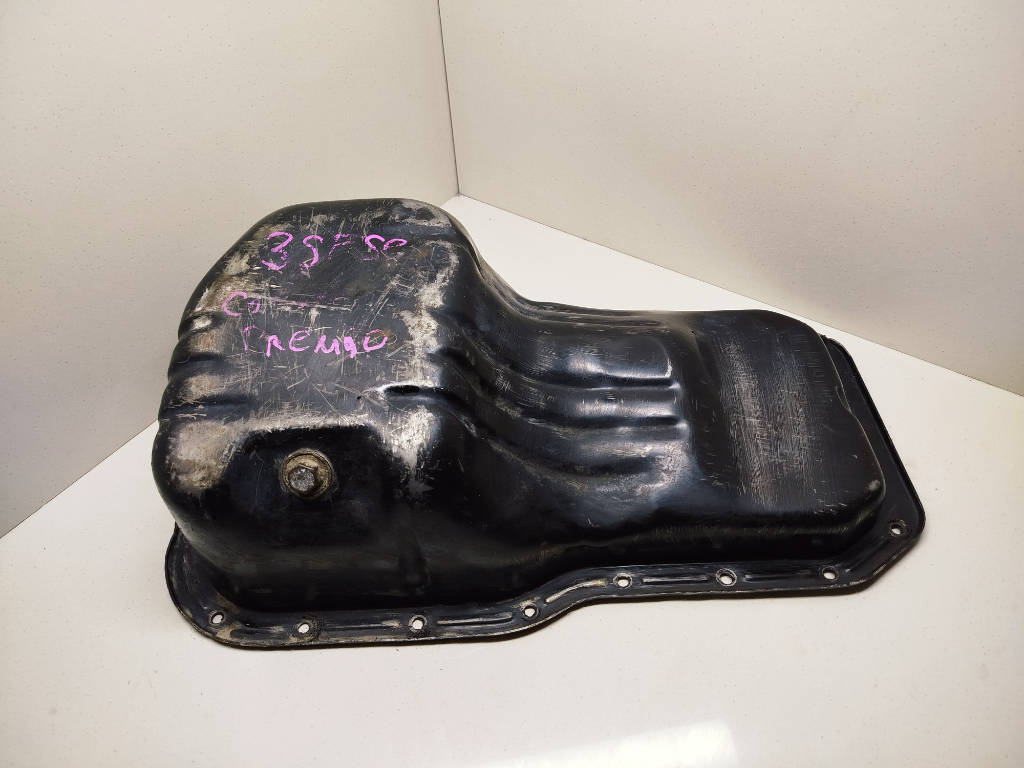 Поддон 1210174050 Toyota Corona Premio ST210 3SFSE