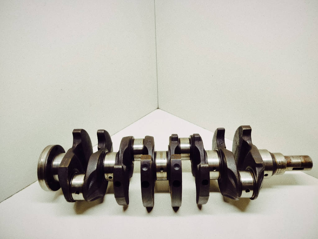Коленвал 13401-11050 Toyota Corsa EL51 4EFE
