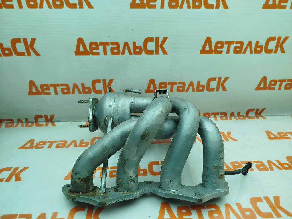 Коллектор впускной 17101-11380 Toyota Raum EXZ10 5EFE