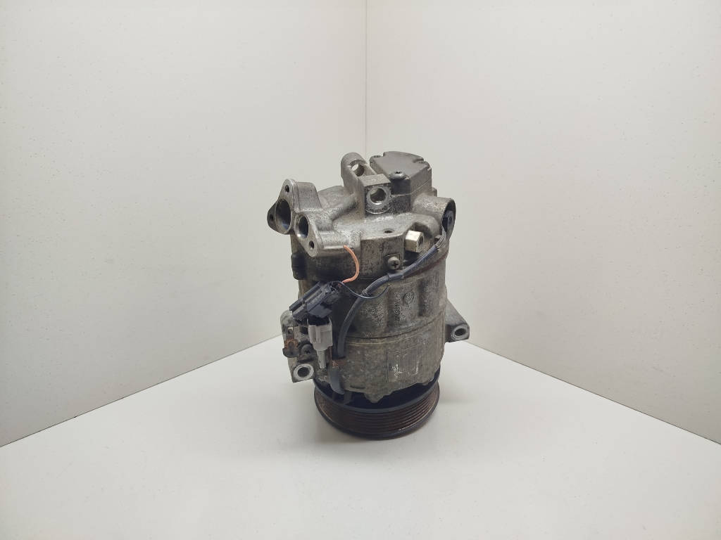 Компрессор кондиционера 926001VA0A Nissan Serena FC26 MR20DD