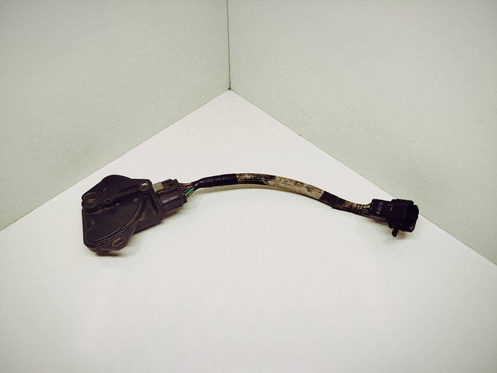 Датчик положения селектора АКПП 31918AA000 Subaru Impreza GD2