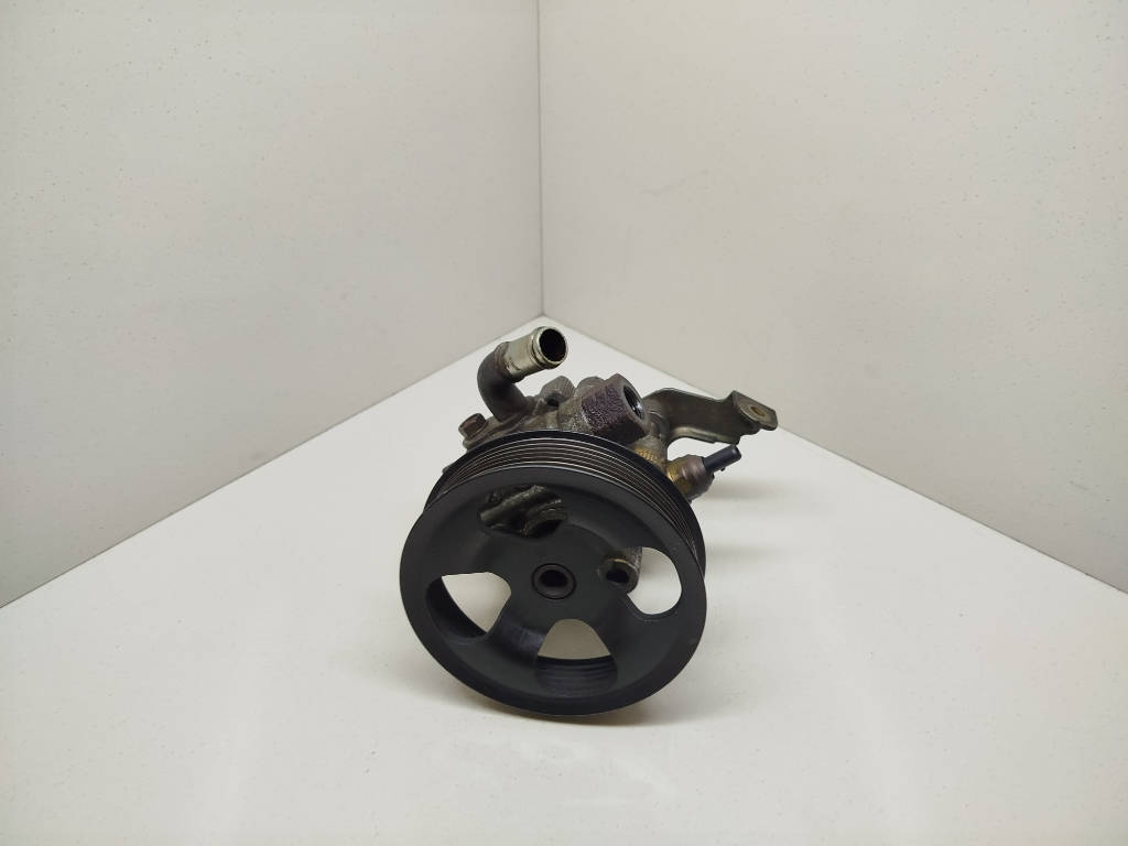 Гидроусилитель руля 4431005090 Toyota Avensis 1AZFSE