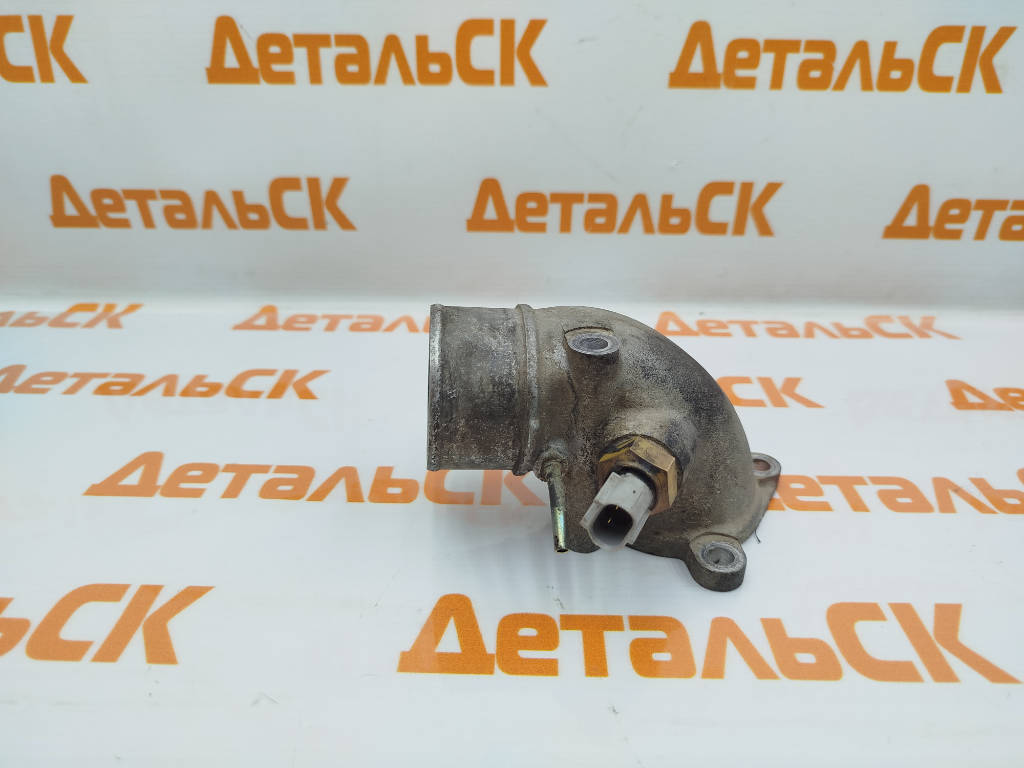 Корпус термостата 16331-64082 Toyota Estima Emina CXR10G 3CTE