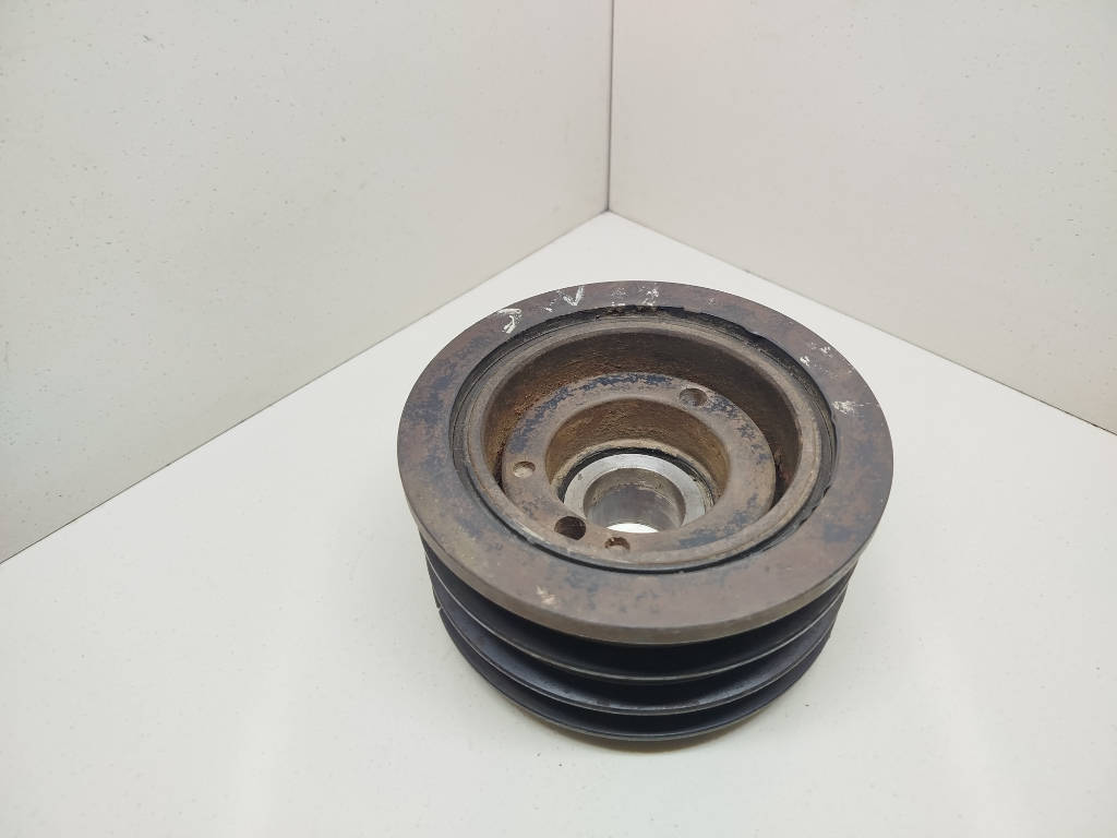 Шкив коленвала 1340770090 Toyota Cresta GX90 1GFE