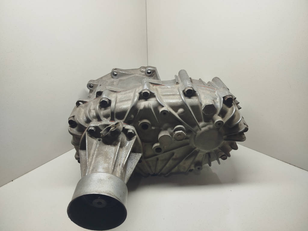 Раздаточная коробка 36100-28300 Toyota Town Ace Noah SR50G 3SFE