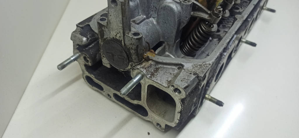 Головка блока цилиндров 12100PLE000 Honda Civic 2001 EU1 D15B