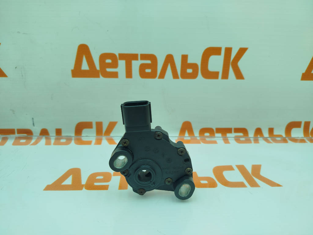 Датчик положения селектора АКПП 319181XC0D Nissan Wingroad Y12 HR15DE