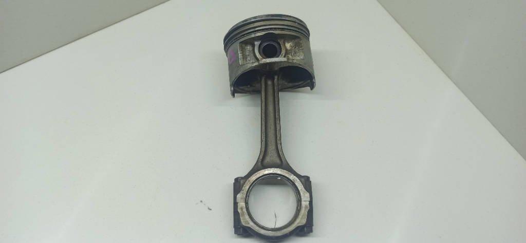 Шатун с поршнем 13210PR4A00 Honda CR-V RD1 B20B