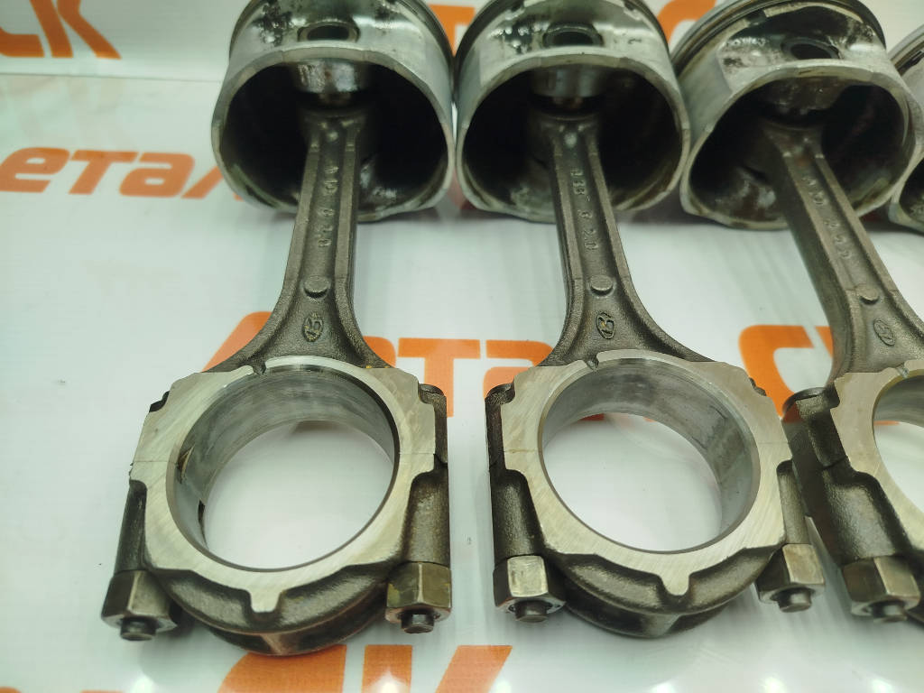 Шатун 23510-23700 Hyundai Tucson JM G4GC