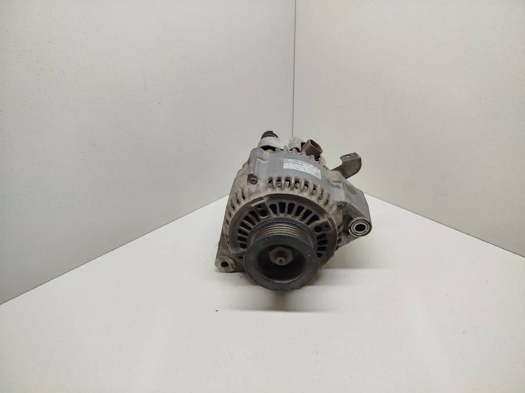 Генератор 31100-PSA-013 Honda Stream RN1 D17A