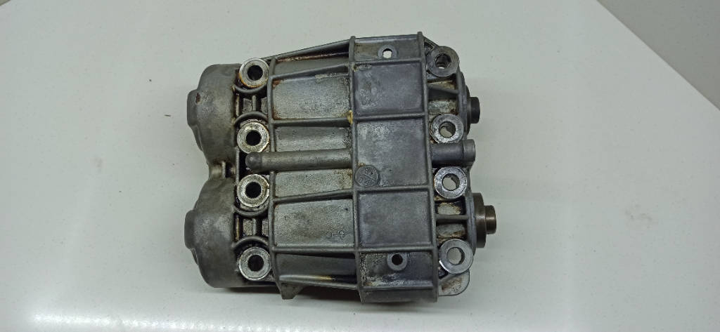 Вал балансирный 1360228010 Toyota Ipsum 2AZFE