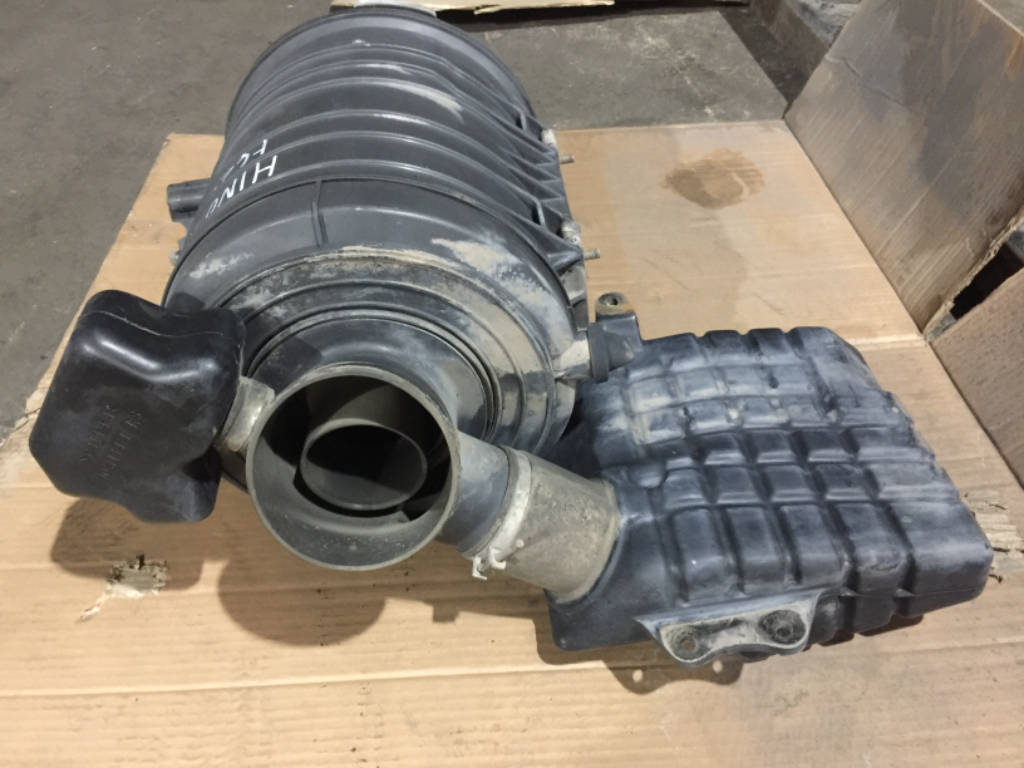 Корпус воздушного фильтра Hino Ranger FC2JKB J08C