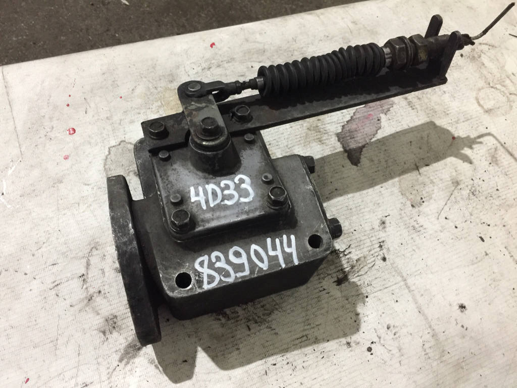 Коробка отбора мощности Mitsubishi Canter 4D33