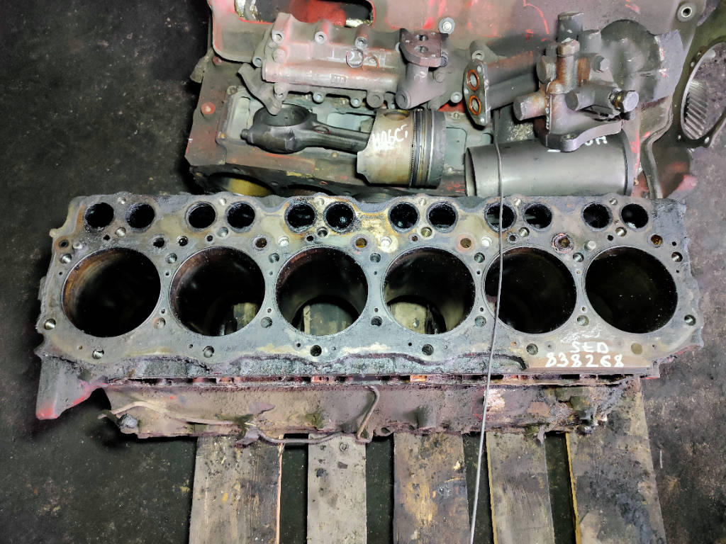 Блок цилиндров Hino Ranger H07CT STD