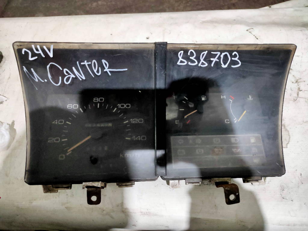 Панель приборов 8944154640 Mitsubishi Canter