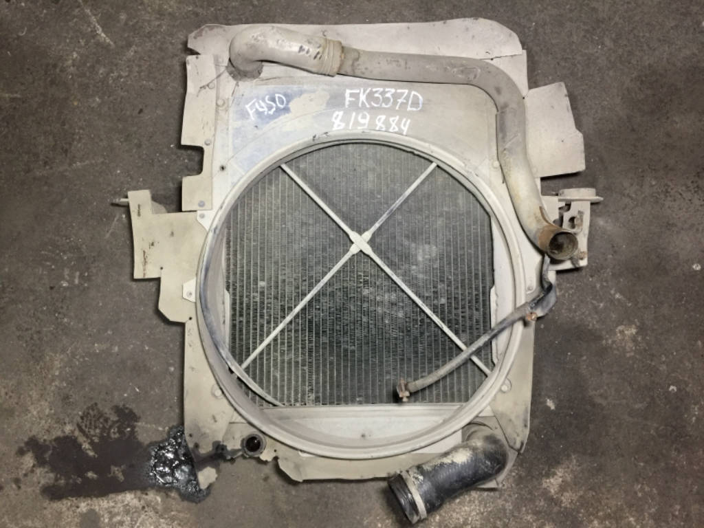 Радиатор охлаждения двигателя Mitsubishi Fuso FK337D 6D16