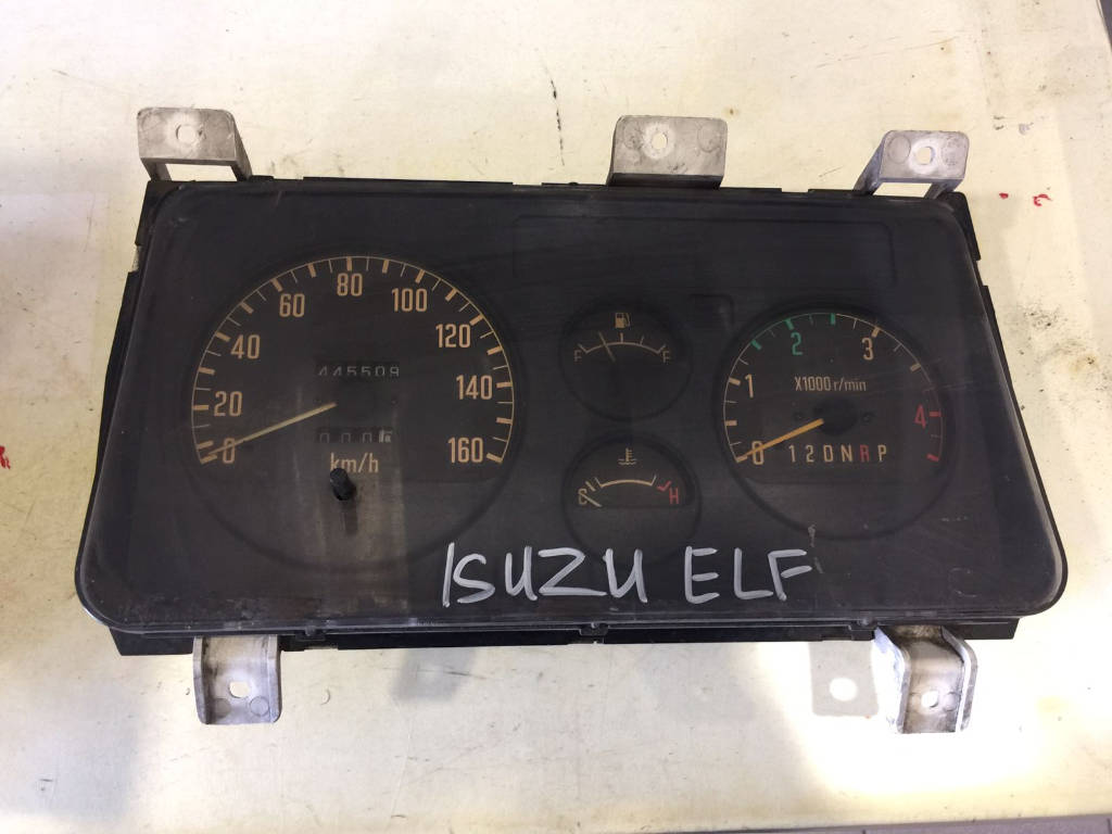 Панель приборов Isuzu Elf 24V A/T