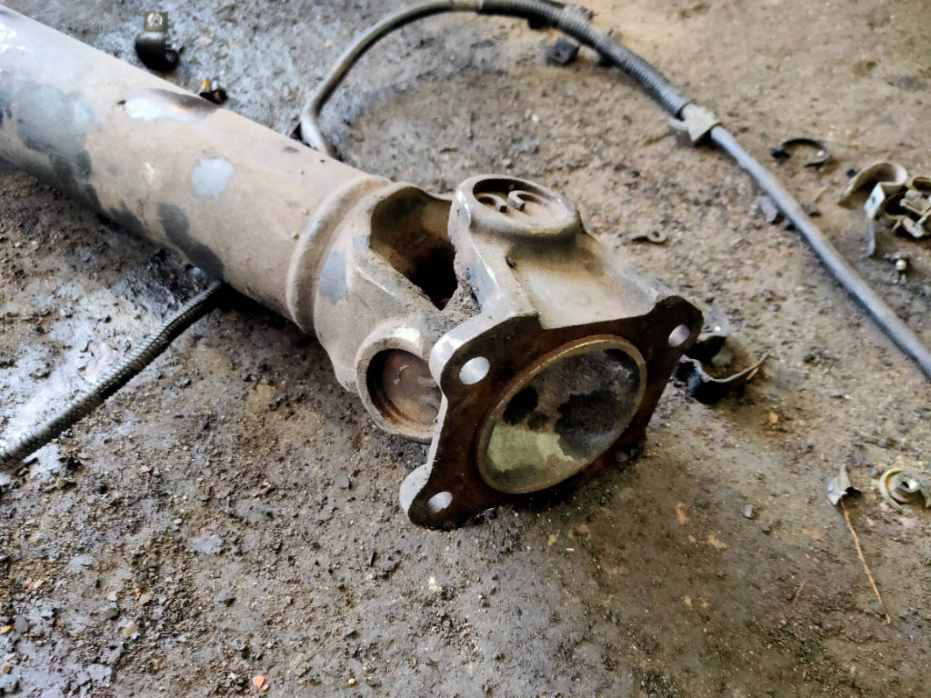 Карданный вал Mitsubishi Fuso Fighter FL63HH 6D17