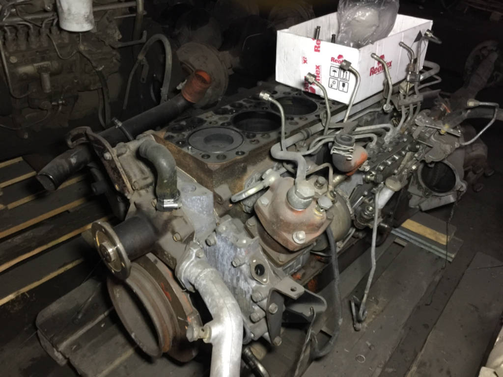 Двигатель Nissan Diesel FE6 в разбор Видео