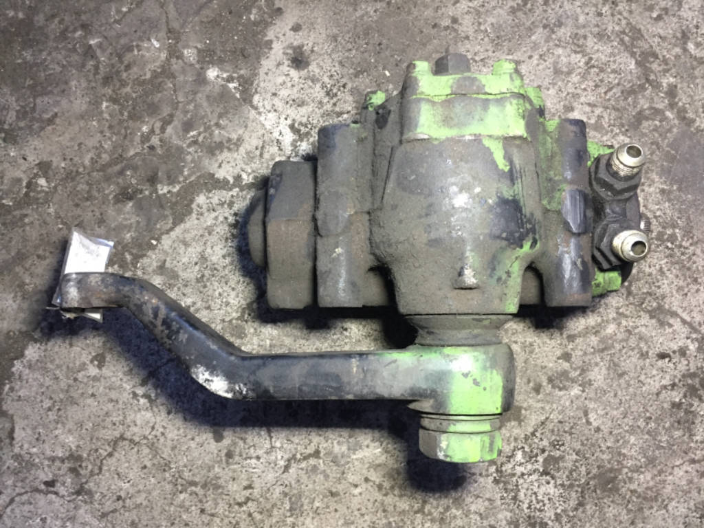 Рулевой редуктор Mitsubishi Fuso FK337H 6D16