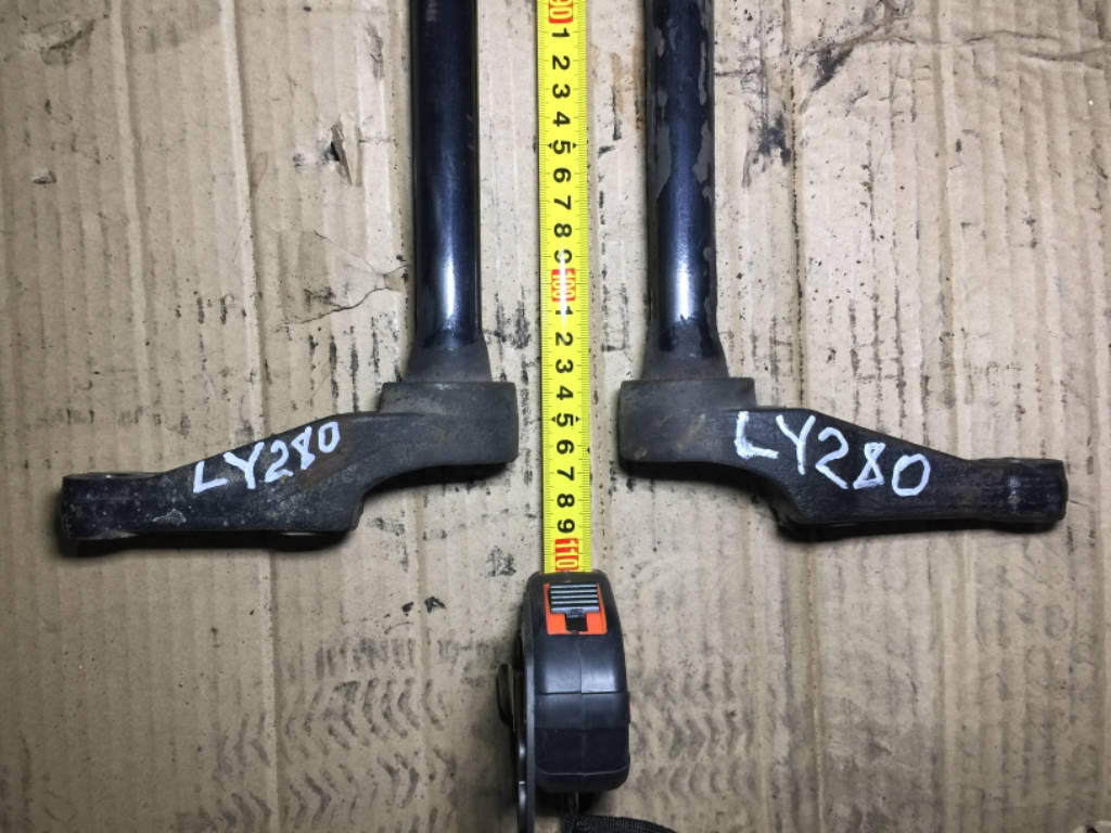 Торсион подвески Toyota ToyoAce LY280 5L 105см